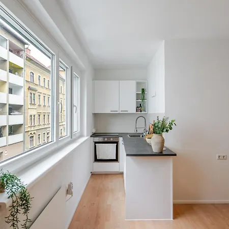 Beim Grazer Augarten * גראץ